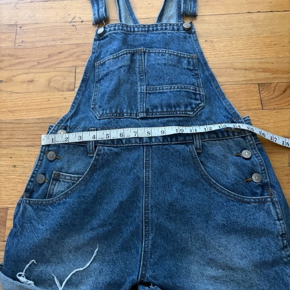 Brandy Melville John Galt Short Alls Size Small - Picture 2 of 7